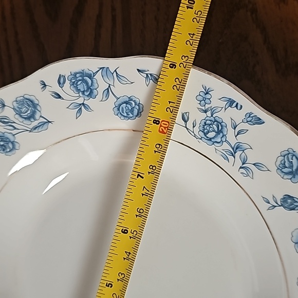 Vintage HOUSEWARES INTERNATION INC. Bowl - Picture 5 of 7